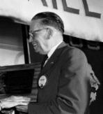 Arvie P. "Doc" Mills 1945-1947* Memphis, TN